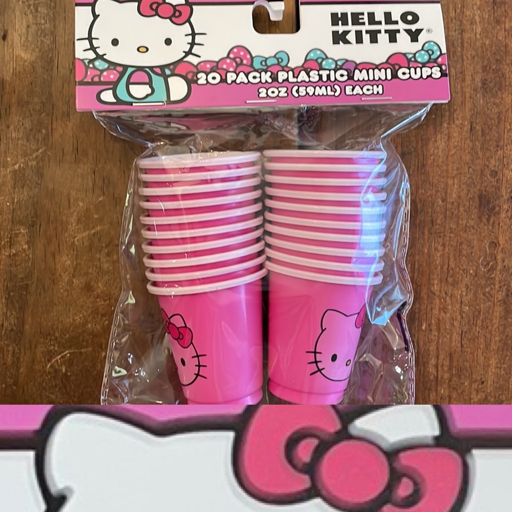 Hello Kitty Mini Cups New